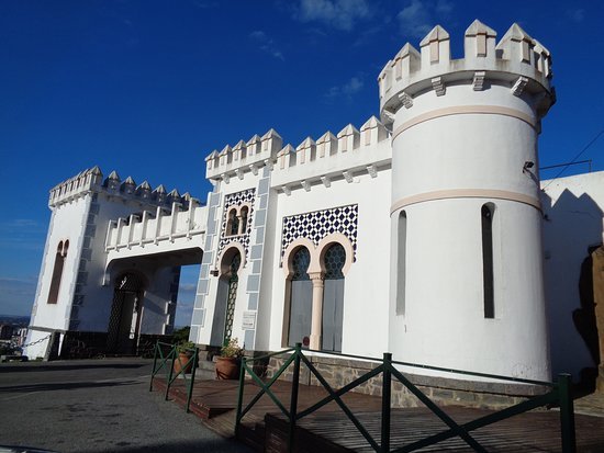 Lee más sobre el artículo Castillo Morisco: uno de los miradores más emblemáticos de Tandil